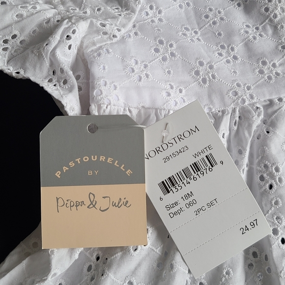 18M summer outfits 2 sets - Picture 6 of 6